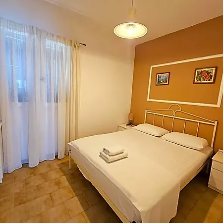Standart , Glyfada Apartament *